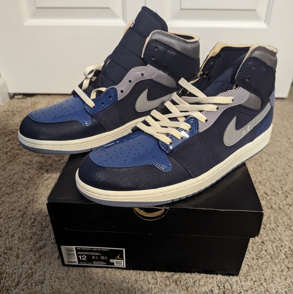 NIKE AIR JORDAN 1 MID SE CRAFT